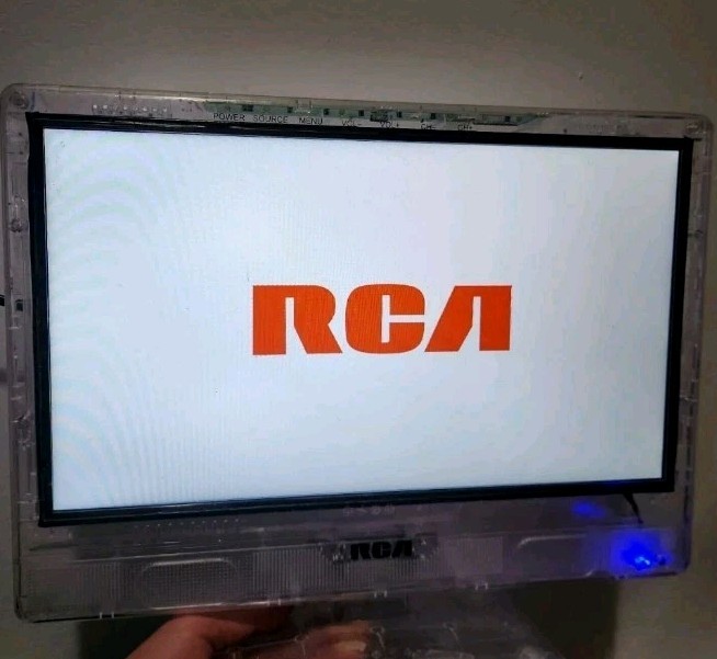 RCA J15SE821 Standard HDTV 15