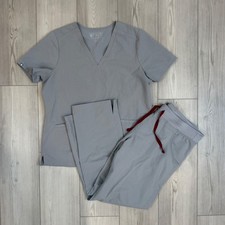 Figs Technical Collection Scrub Set Gray V-Neck Top  Drawstring Pants Size L