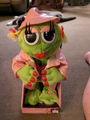 1982 NOS Flirty Flashers Plush Frog Sings Its Raining Men & Dances Works Great 