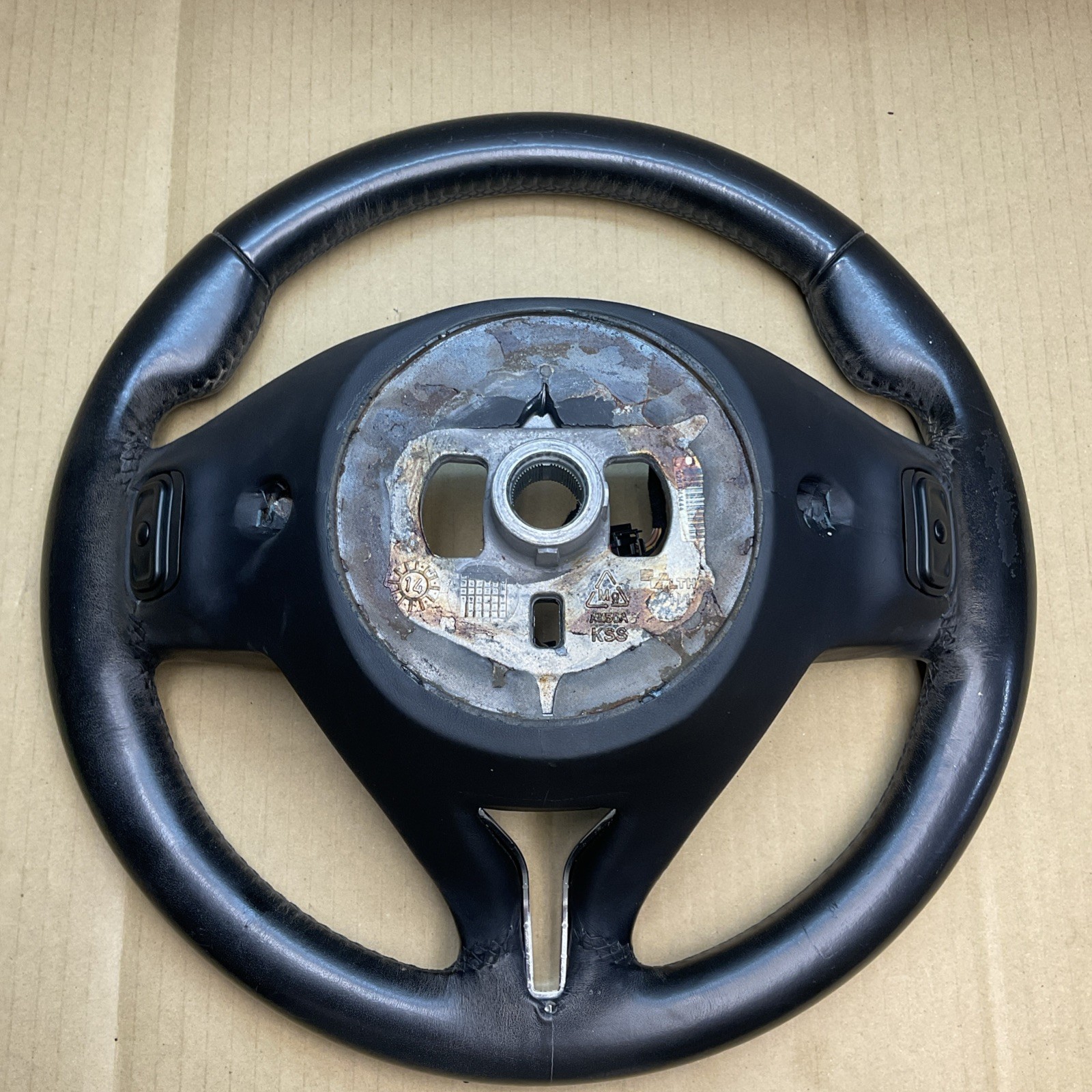 14-24 Maserati Quattroporte Ghibli Steering Wheel Black OEM