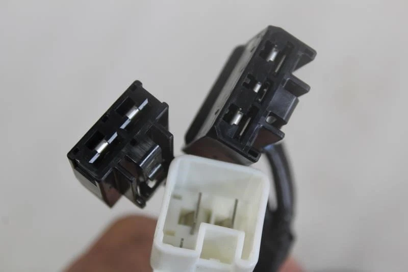 2001 LEXUS IS300 HEATER BLOWER MOTOR WITH FAN - Image 3 of 4