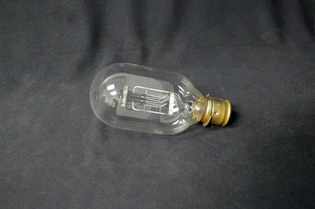 Sylvania 500 2024 watt projector bulb