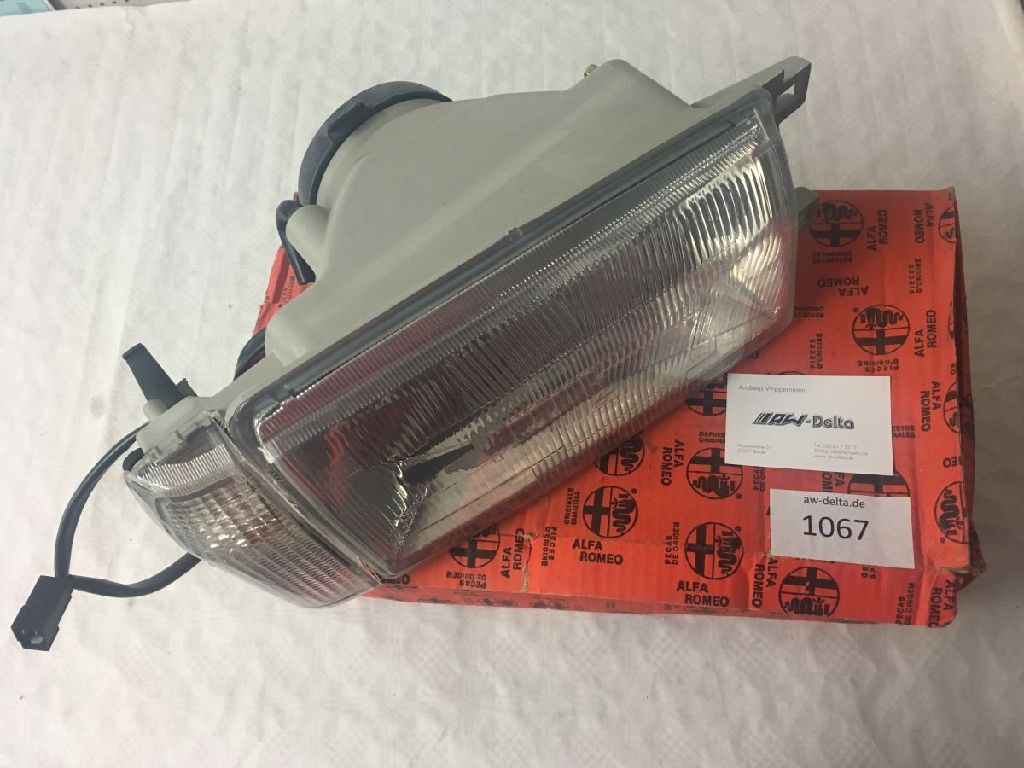 Alfa Romeo Headlight Right Original Elma 60701051/2015054 [1067  
