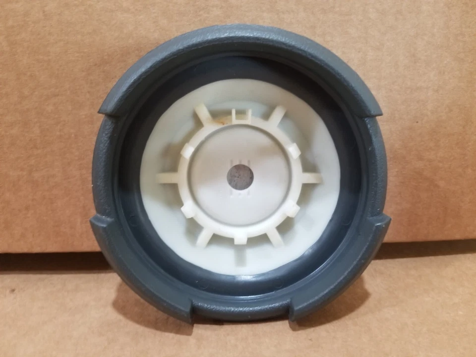 Tapa central bocina volante gris 80-95 Jeep CJ Wrangler YJ Foto 2 de 2