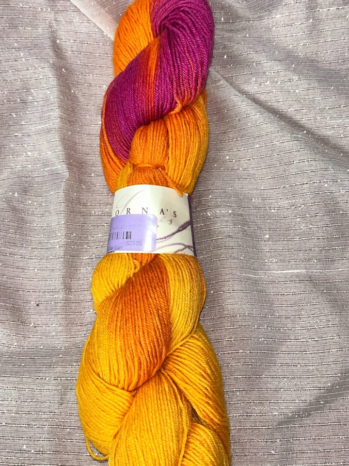 Calcetín Lorna's Laces hilos teñidos a mano Tomfoolery Shepherd 80 % lana 435 yardas Foto 3 de 4