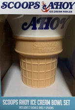 NEW Netflix Stranger Things SCOOPS AHOY ICE CREAM PARLOR 3D Bowls and Spoons Set