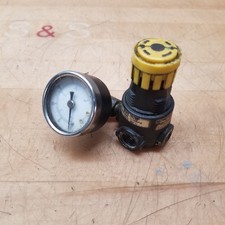 Parker 14R111FC Regulator, 250 PSIG Max Inlet - USED