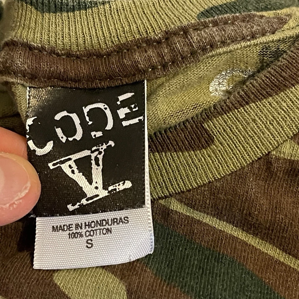 Code V Shirt Men Small Camouflage Lightweight Hog Workout Streetwear Casual Tee - Image 3 of 4