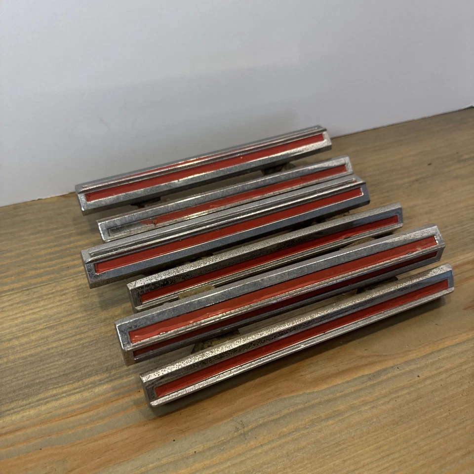 Juego de molduras de barra de guardabarros rojo Mercury Comet Caliente 1964 1965 OEM (6 piezas) Foto 3 de 4