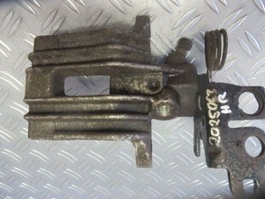 VW CADDY III KASTEN (2KA) 1.9 TDI  Bremssattel rechts hinten Bremszange 2K061542