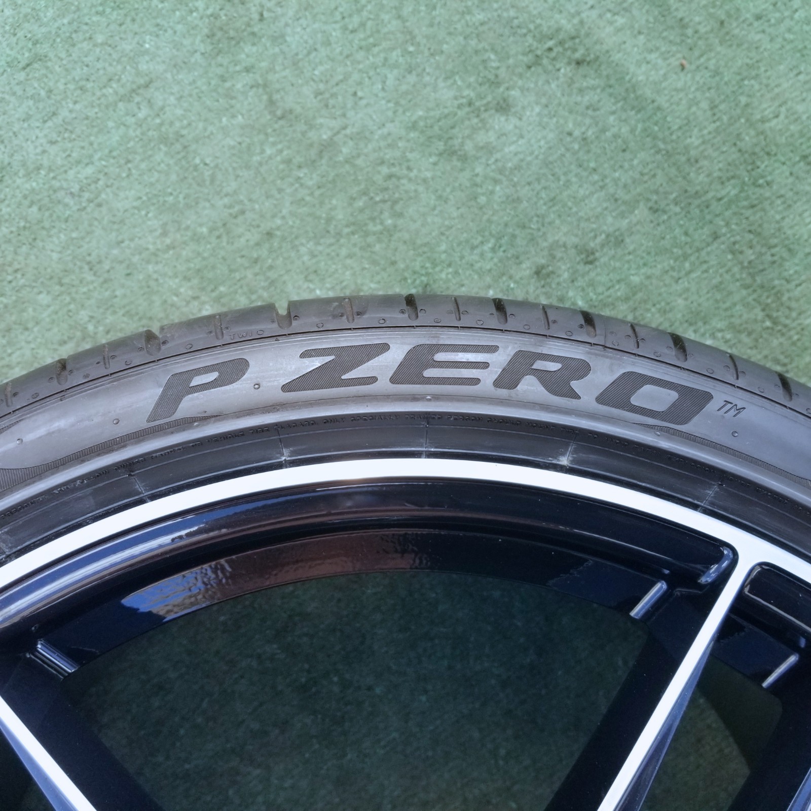4 PERFECT Factory Aston Martin DBS Wheels Tires Superleggera Forged 21 inch OEM