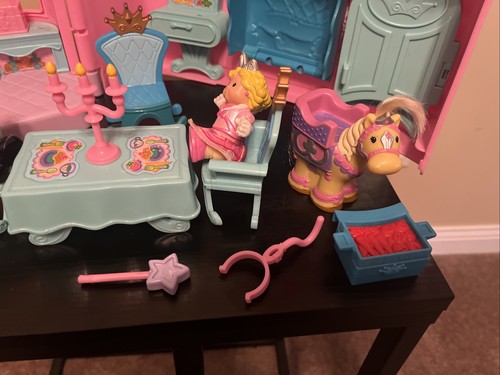 Fisher Price Little People Pink Dance Twirl Castle And More! - Picture 5 of 12