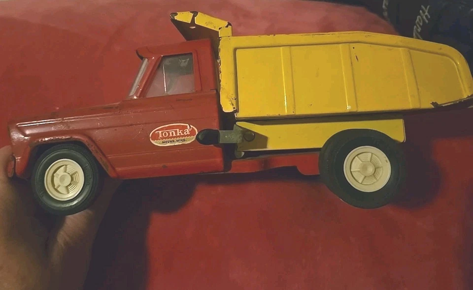 Tonka JEEP dump truck. Number 52110. Toy Vintage. - Image 4 of 4