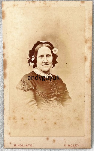 CDV DAME IN MOTORHAUBE VON HOLGATE OF BINGLEY ANTIKE BROSCHE MODE