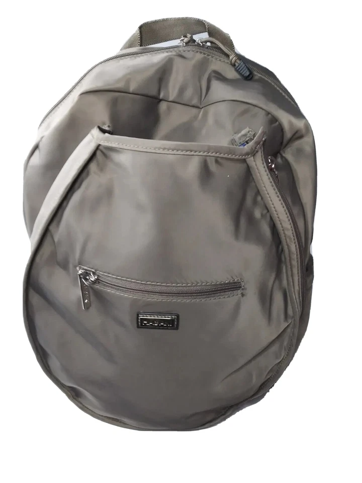 Теннисный рюкзак Hadaki экологичный веганский рюкзак серо-коричневая сумка розничная цена 99 долл. США - Изображение 3 из 4