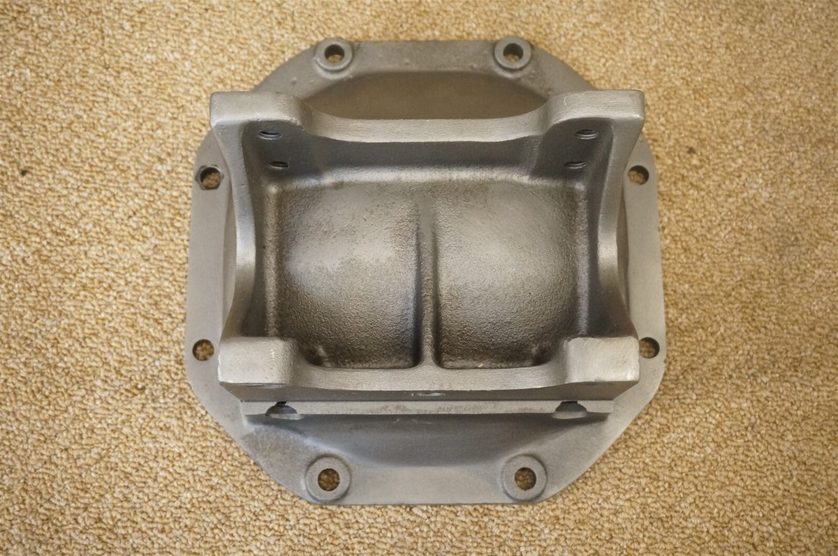 OEM 1965-76 Corvette Rear Differential Housing Cover Mount Plate