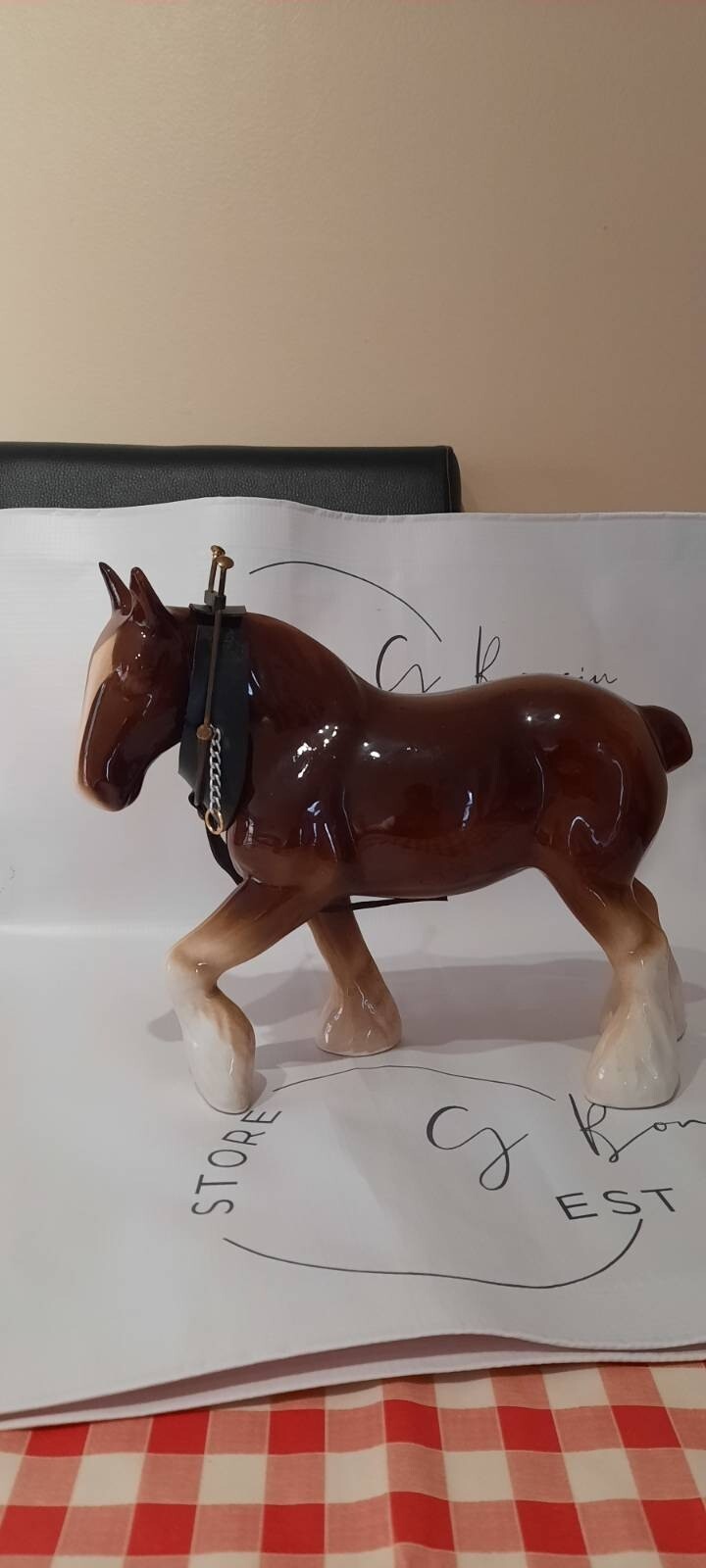 Picture 1 of 6