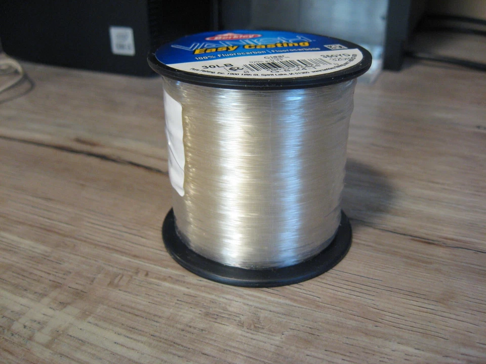 Línea de pesca Berkley Vanish Easy Casting 100 % fluorocarbono 30 lb 350 yardas transparente Foto 4 de 4