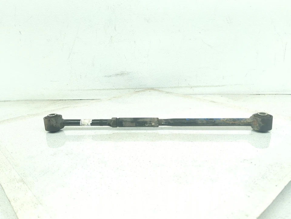 Brazo de control inferior trasero pasajero Toyota Camry 1997-2003 48730-Aa020 Foto 2 de 4