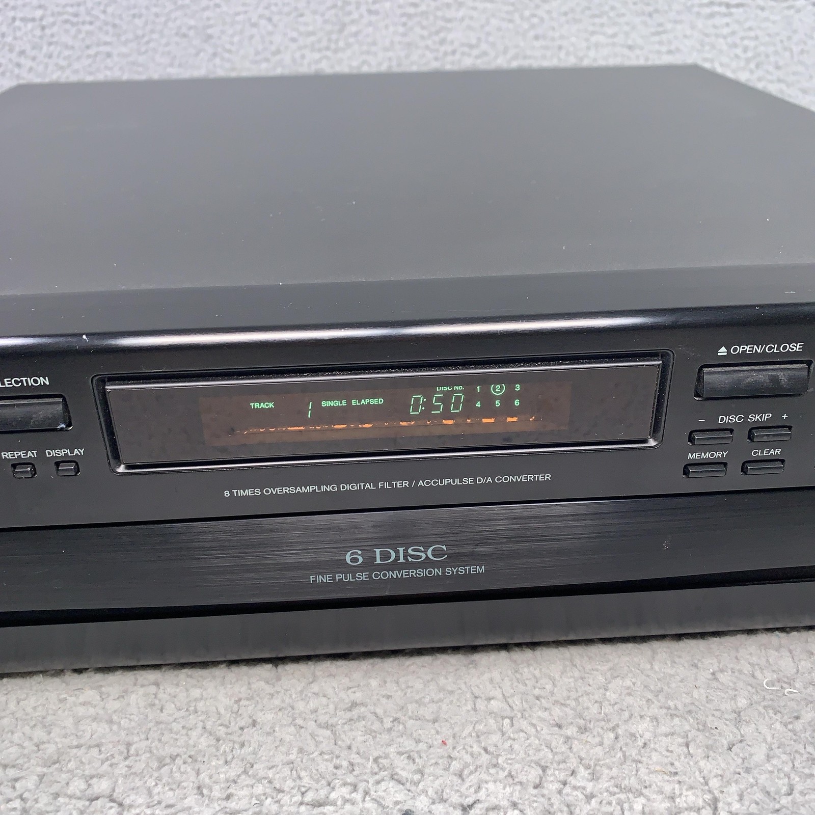 Vintage Onkyo DX-C211 6 Disc CD Changer Japan Audio Component Un-Tested As-Is