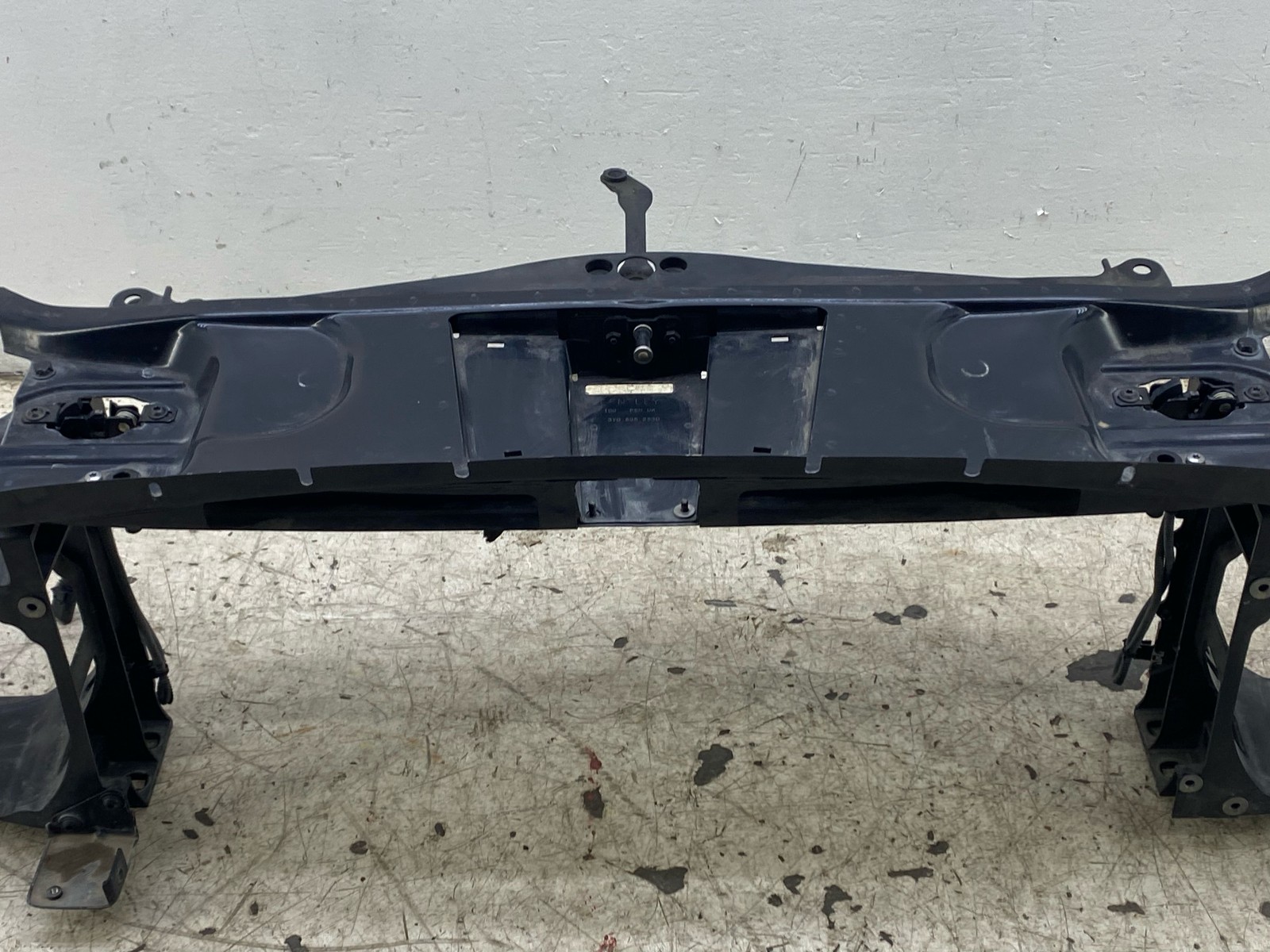 2010-2020 BENTLEY MULSANNE OEM FRONT LEFT RIGHT UPPER RADIATOR HEADLIGHT BRACKET