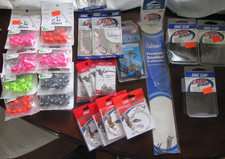 Lot of 23 packages of various types of fishing hooks/rigs/snaps