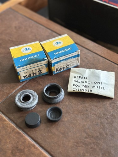 NOS VOLKSWAGEN WHEEL CYLINDER REPAIR KIT SET OF 2 ATE OEM - 113 698 293