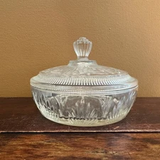 Avon Clear Glass Covered Candy Dish Bowl Vintage Ribbed Design