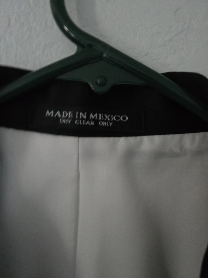 Мужская белая куртка смокинг после шести с черными атласными лацканами и отделкой 46L - Изображение 2 из 4