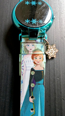 Disney Frozen Watch Elsa Anna Girls Blue Snowflake Quartz New Working Cute