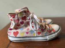 Converse All Star Chuck Taylor High Top Pink Hearts Youth Size 3 671608F Shoes