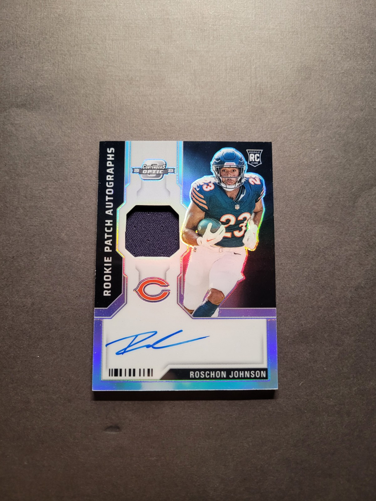 2023 Contenders Optic Roschon Johnson /75 Rookie Patch Auto Chicago Bears