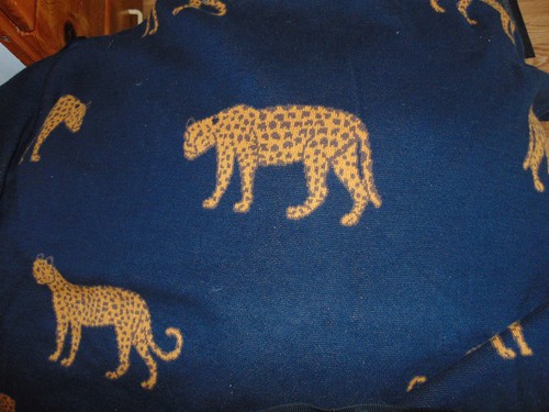Black with Leopards Cheetahs 100% Cotton Knit Blanket Throw 52 x 59" Reversible - Picture 3 of 8