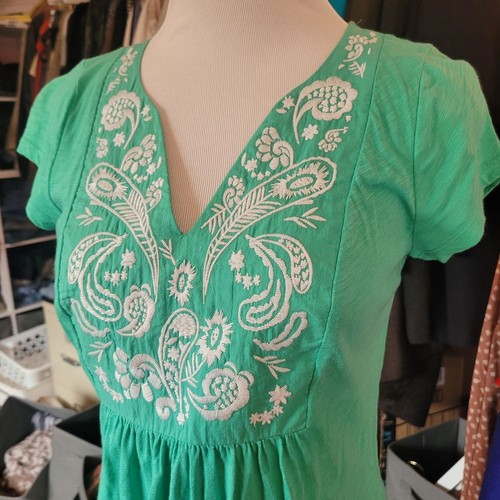 Boden Teal V-Neck Shortsleeve White Floral Embroidered Top Shirt Blouse Size 4 - Picture 3 of 5