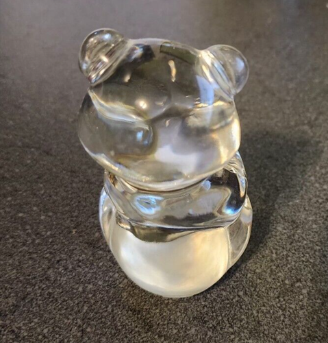Fenton Crystal Clear Glass Sitting Teddy Bear Paperweight Figurine Silver Heart - Picture 2 of 3