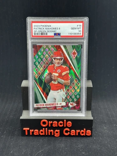 2023 Panini Phoenix - Patrick Mahomes #19 Short Print Green Seismic /25 PSA 10