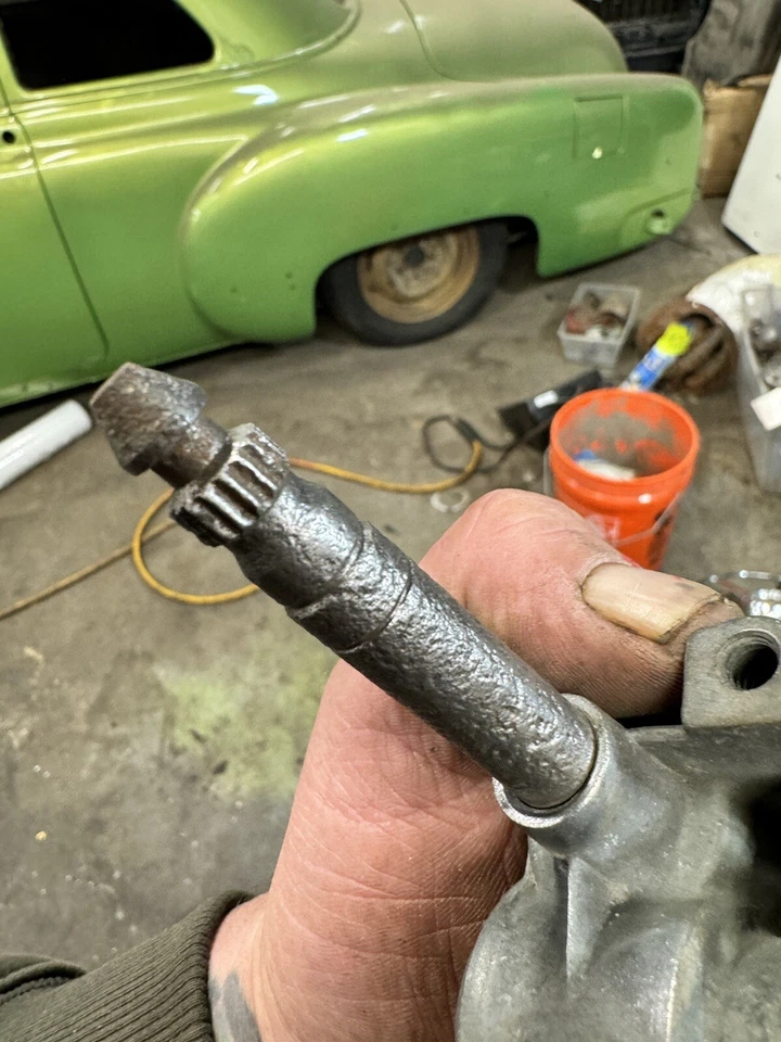 1958 CHEVROLET IMPALA BEL AIR BISCAYNE RIGHT VENT WINDOW REGULATOR WORKING OG GM - Image 3 of 4