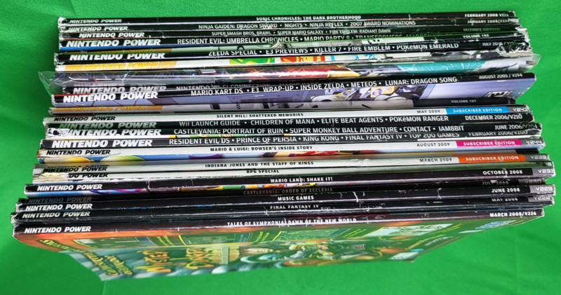 25 Nintendo Power retro video game magazine lot 2005-2009 w/ inserts list inside