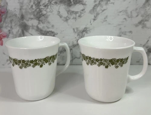 PYREX Corelle Corning Spring Blossom Crazy Daisy D Handle Coffee Mugs Cups Set 2