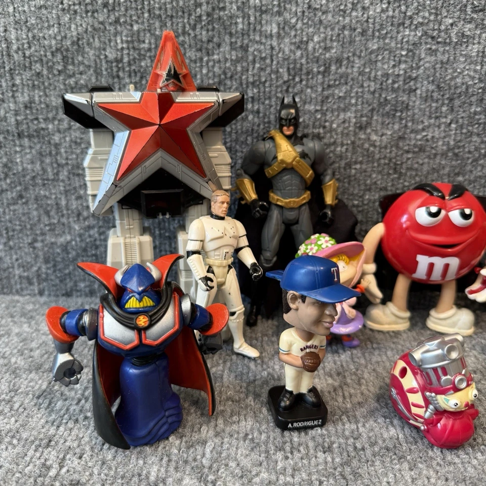 Lot of Random Vintage 90's Toys. Power Rangers, Disney, Happy Meal, Marvel & DC - Image 3 of 4