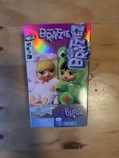 BRATZ BRATZIEZ ICONZ SERIEZ PLUSH KEYCHAIN BLIND BOX SHIPS NOW!