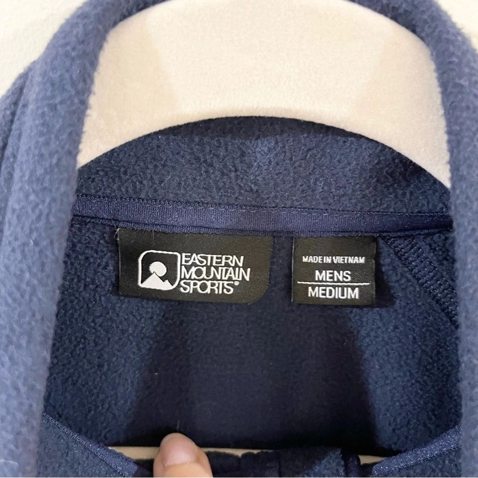 Easter Mountain Sports Men's Navy Blue 1/2 zip Fleece Pullover Size M - Image 3 of 4