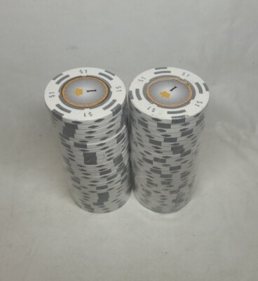 Versa Games Crown Casino Clay Poker 50 Chips in 13.5 Gram Weight  WHITE  (B2-A7)