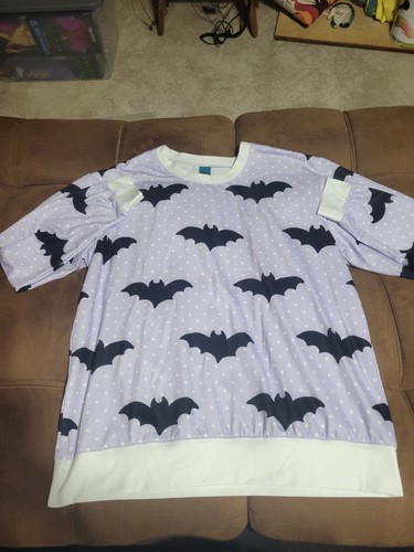 Halloween Pullover Fledermäuse Vampir Lila