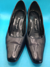 Vintage Etienne Aigner Smart Navy Lenvy Leather Heel Pumps Size 6m