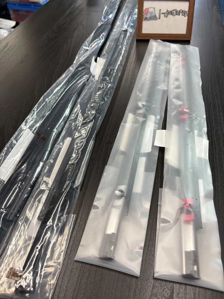 Genuine Front & Rear Door Window Glass Weatherstrip set 4pc07-14 OEM FJ Cruiser - Image 4 of 4