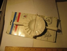 Vintage Chef Major Dough Press Dumplings Ravioli Turnovers Made in Taiwan