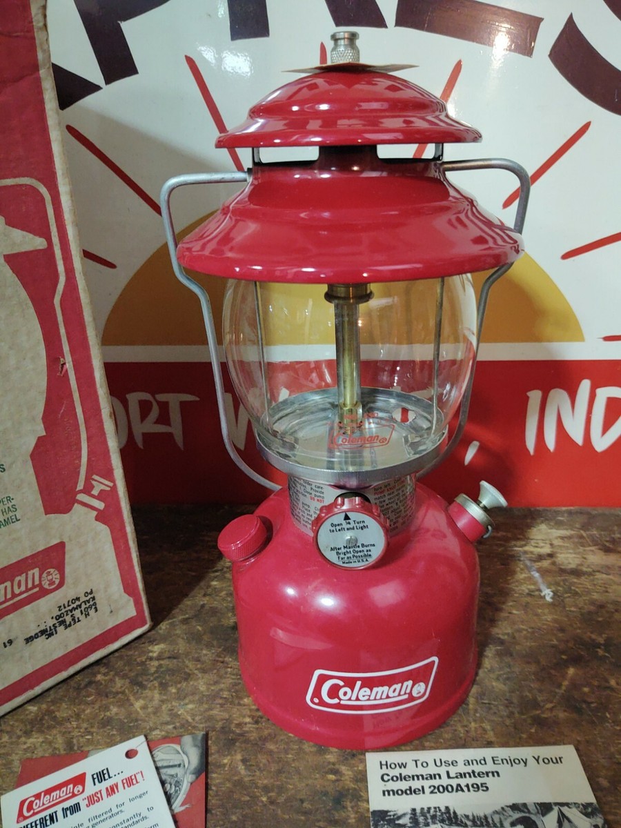 Coleman - 1974年製　Coleman ランタン　200A195 Vintage NOS Coleman Lantern 200A195 Red W/box Single Mantle