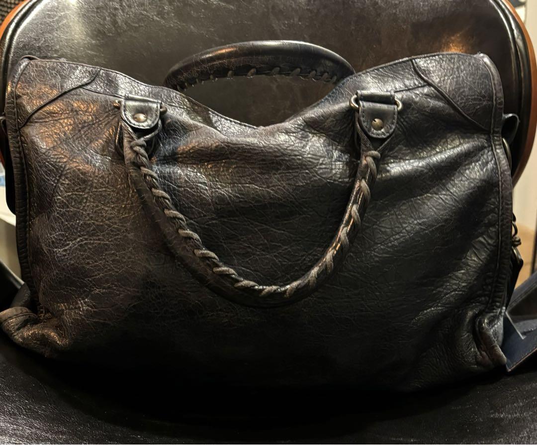 Balenciaga City Shoulder Bag | Mirror, Used, Some Wear Balenciaga City Shoulder Bag | Mirror, Used, Some Wear