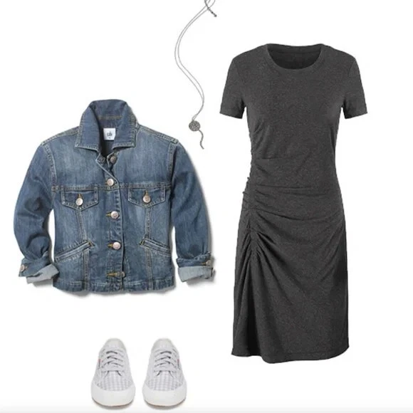 CAbi Talla M Gris Oscuro Estilo 5408 Camiseta Fin de Semana Acanalado Lateral Favorecedor Vestido Foto 2 de 4